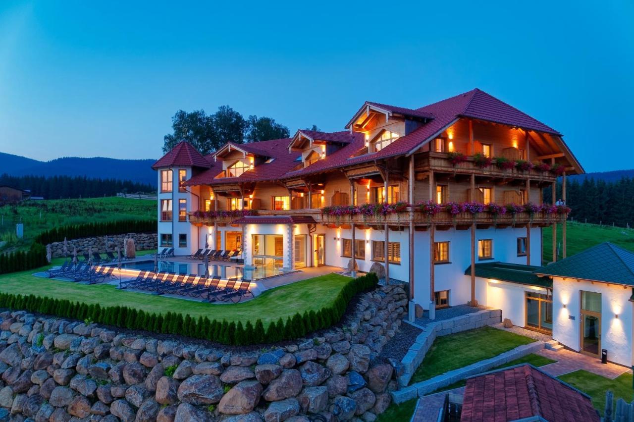 Wellness & Naturhotel Tonihof Langdorf  Экстерьер фото